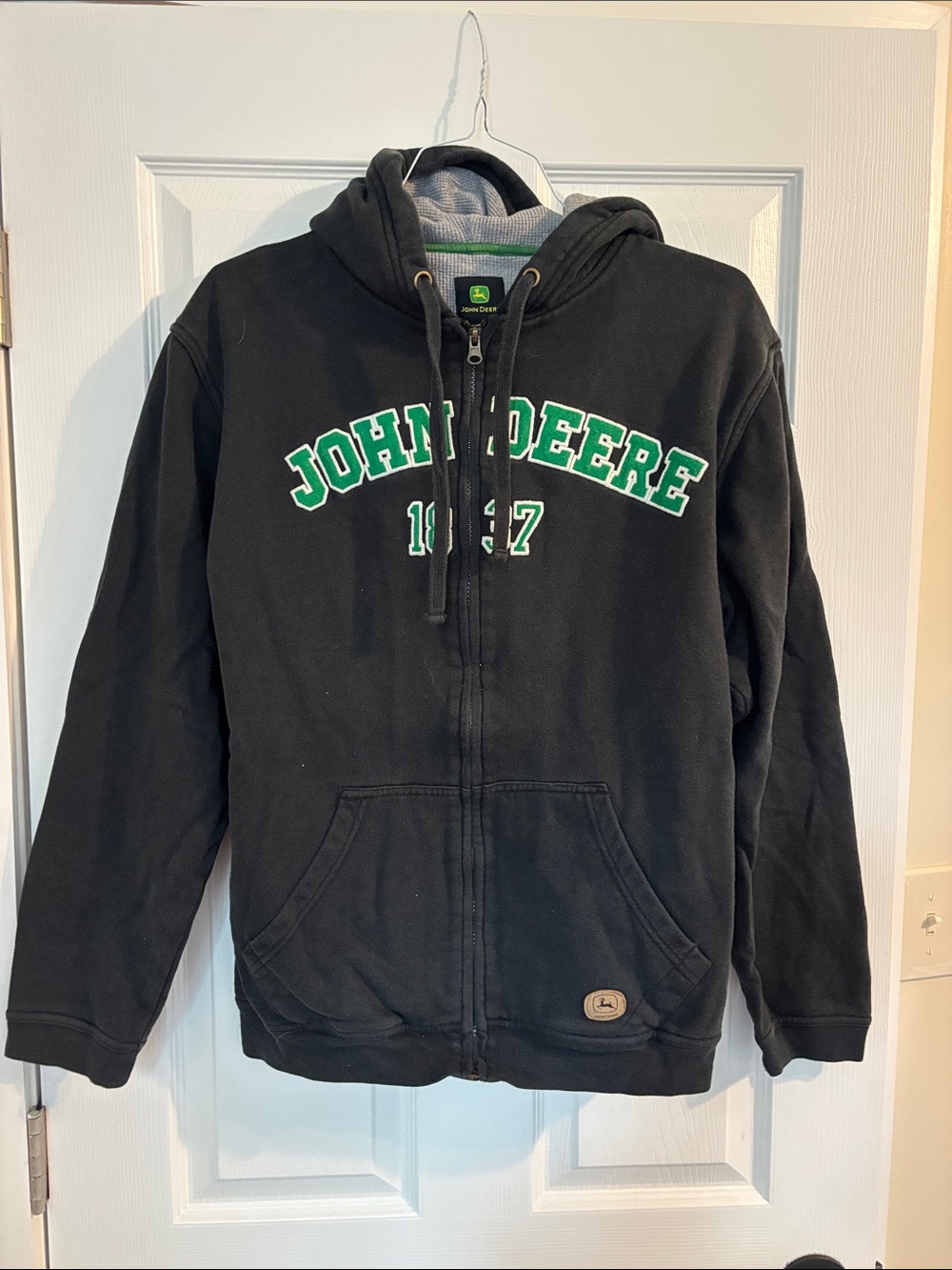 Vintage John Deere Embroidered Black Hooded Zip Jacket